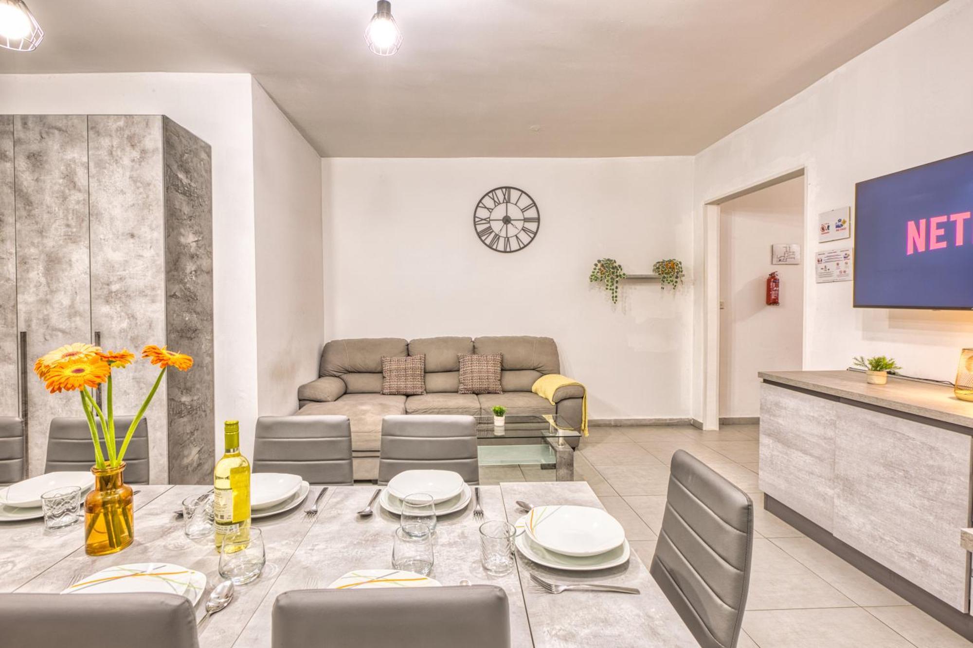 Апартаменты Modern Haven