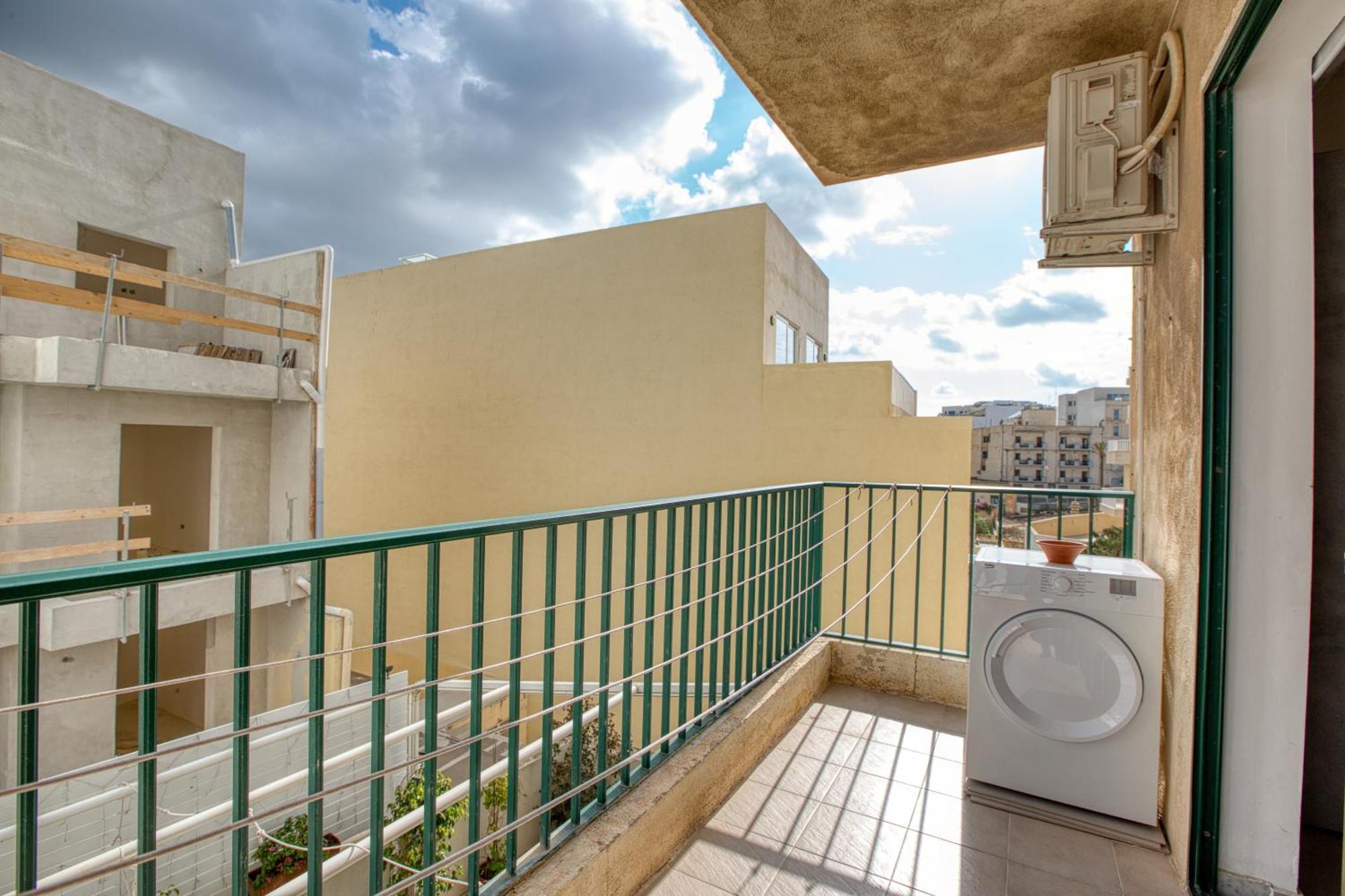 Modern Haven Апартаменты Слима